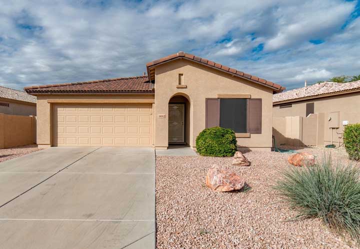 Fachadas de casas populares: 60 projetos com fotos para se inspirar