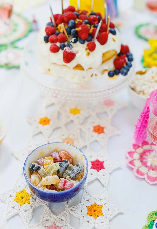 Caminho de mesa de crochê: veja incríveis modelos e passo a passo