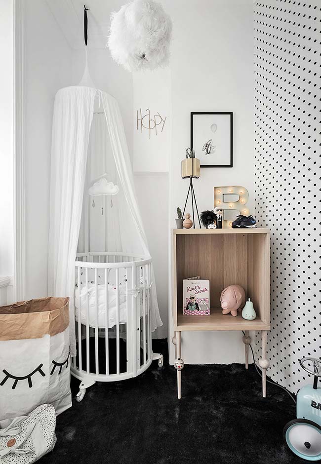 Decoração de quarto de bebê pequeno com soluções simples e muita personalidade