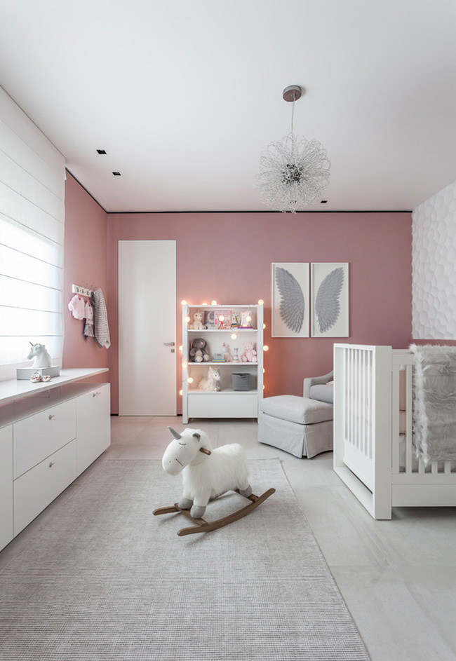 Uma ideia de quarto de bebê rosa super diferente para sempre inovar