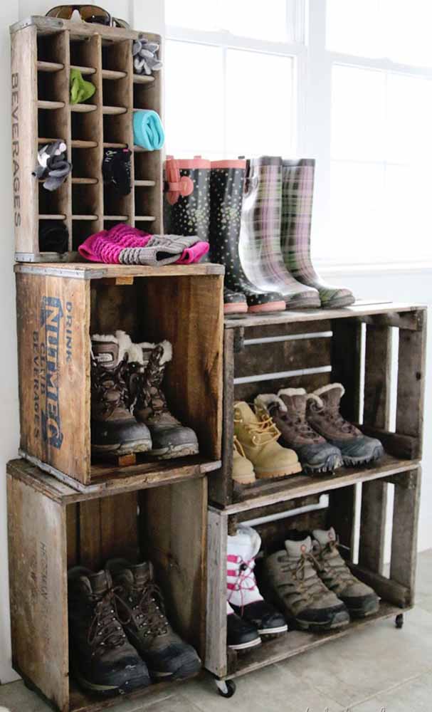 Guarde seus sapatos e meias de uma forma prática