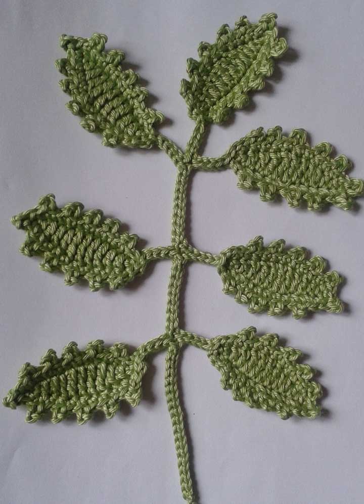 Que tal fazer um galho cheio de folhas de crochê?