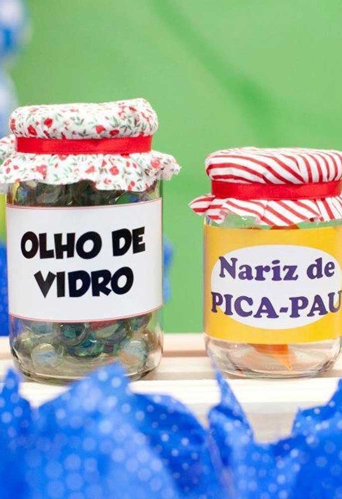 Faça uma decoração engraçada para fazer as crianças se divertirem.