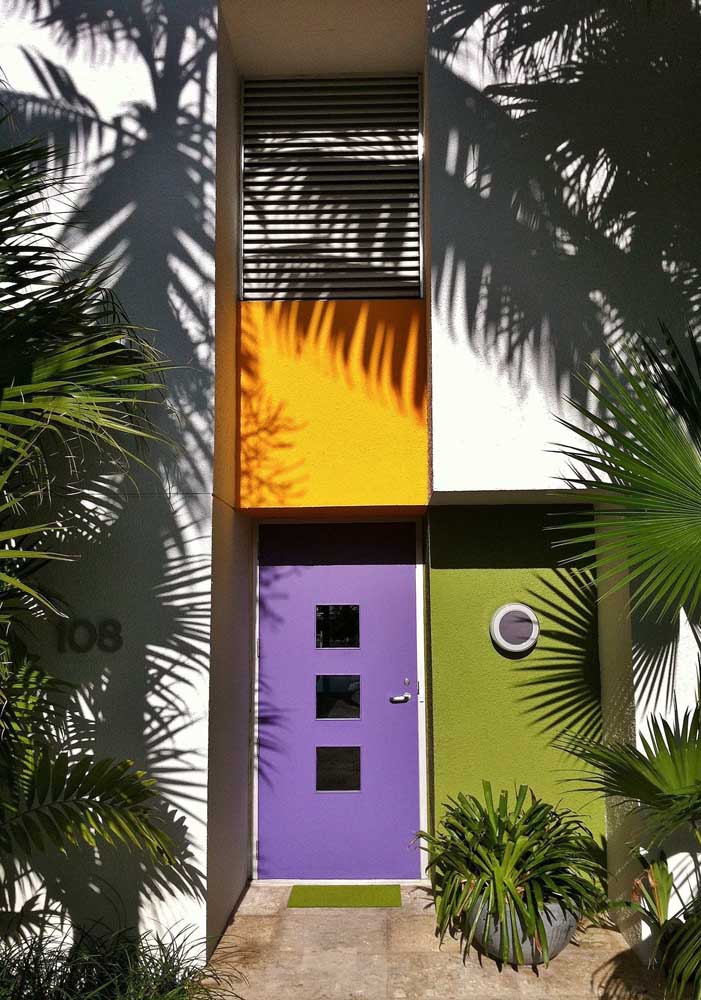 Color block na fachada: proposta moderna e descontraída