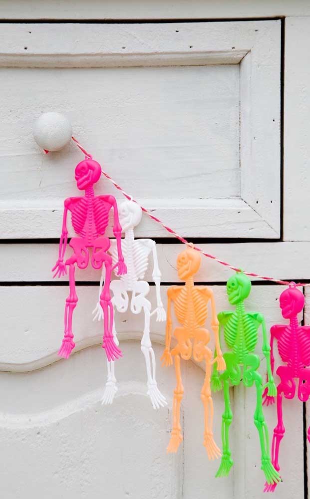 As cores neon também são uma ótima pedida para festas de Halloween 