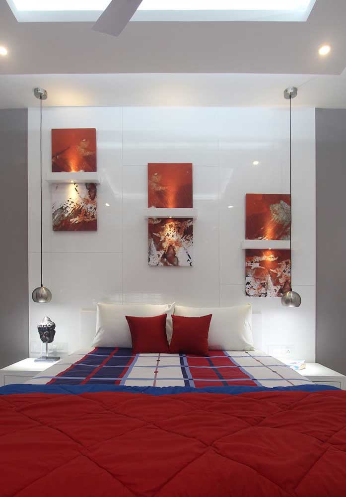 Saiba escolher os itens decorativos na hora de decorar o quarto vermelho e branco.