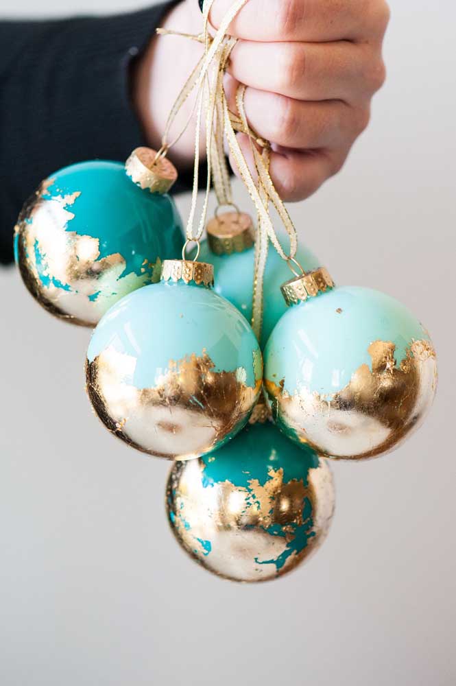 Bolas de natal: descubra como fazer e 60 ideias inspiradoras Bolas de natal: descubra como fazer e 60 ideias inspiradoras