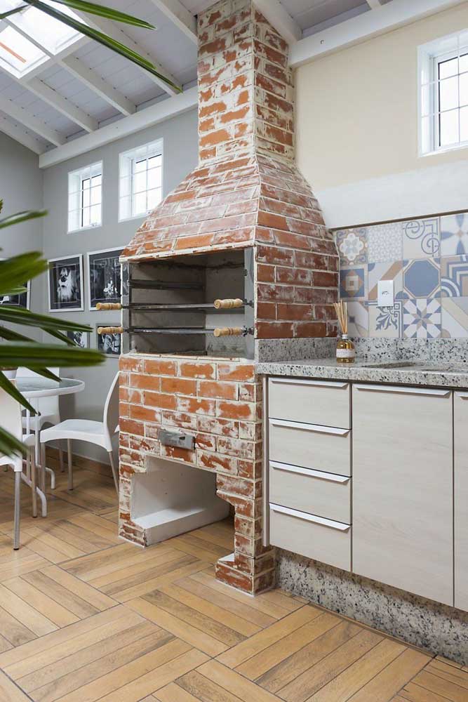 Churrasqueira de tijolo: como fazer, dicas e fotos inspiradoras