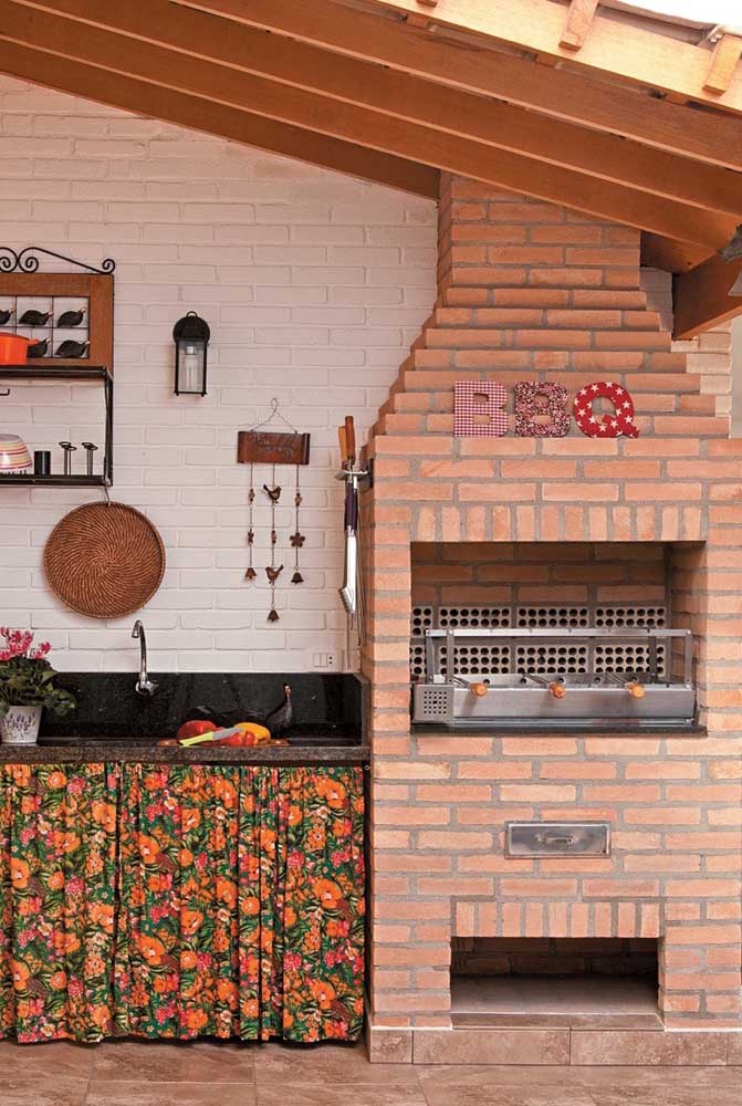 Churrasqueira de tijolo: como fazer, dicas e fotos inspiradoras