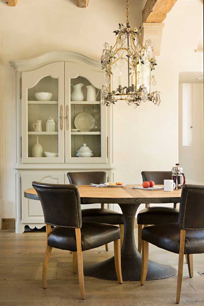 Decoração provençal: 60 ideias e inspirações para ambientes e casamentos