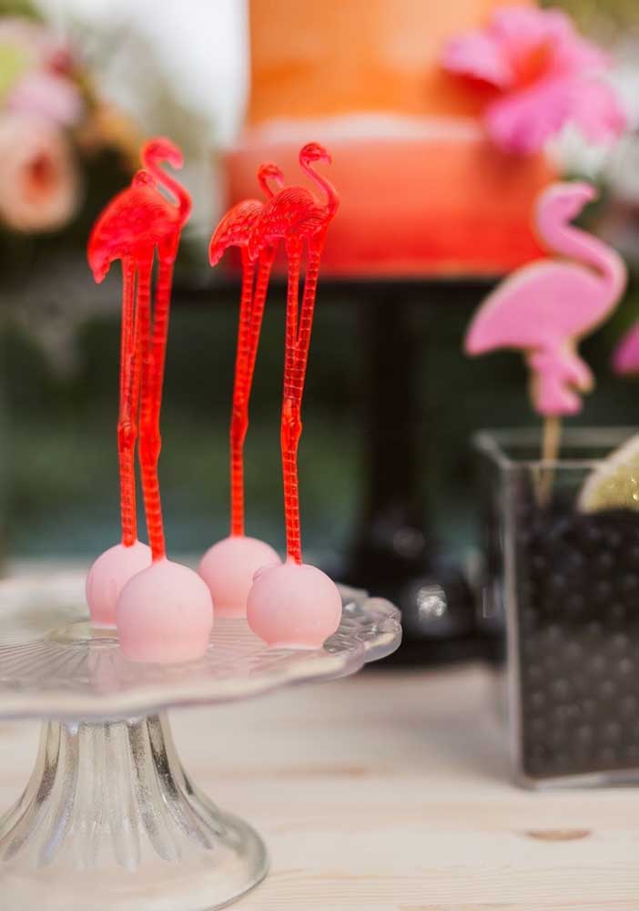 Festa Flamingo: veja 60 ideias e inspirações para fazer a sua