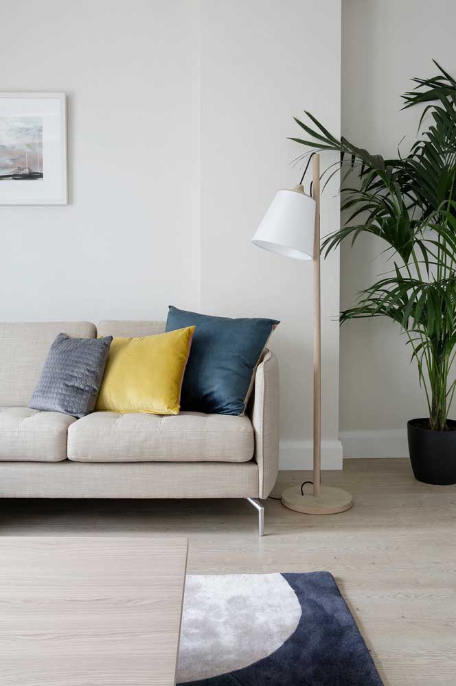 Luminária de chão: o que é, dicas, vantagens e fotos inspiradoras