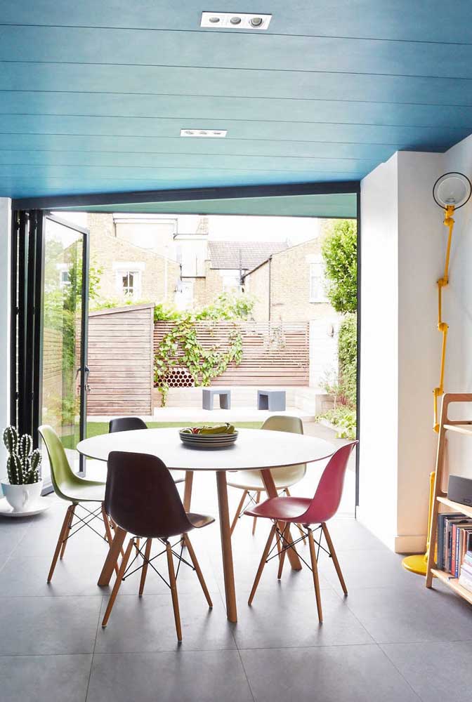 Luminária de chão: o que é, dicas, vantagens e fotos inspiradoras