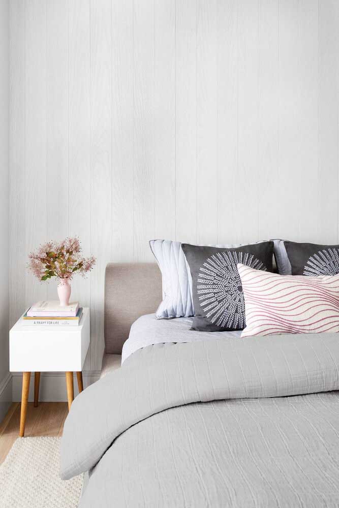 Quarto de casal simples: 60 ideias incríveis para você acertar na decoração