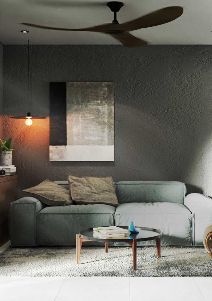 A cor cinza pode ser usada na parede da sala.