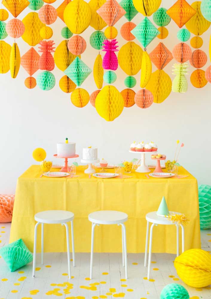 Festa surpresa: 35 ideias e inspirações para você decorar agora