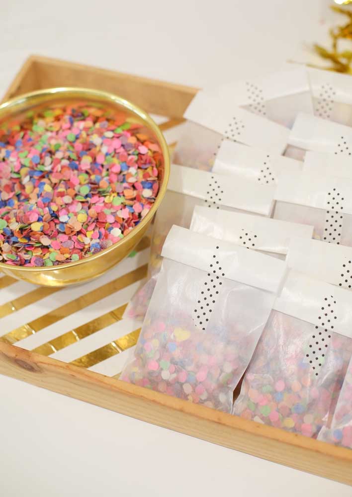 Festa surpresa: 35 ideias e inspirações para você decorar agora