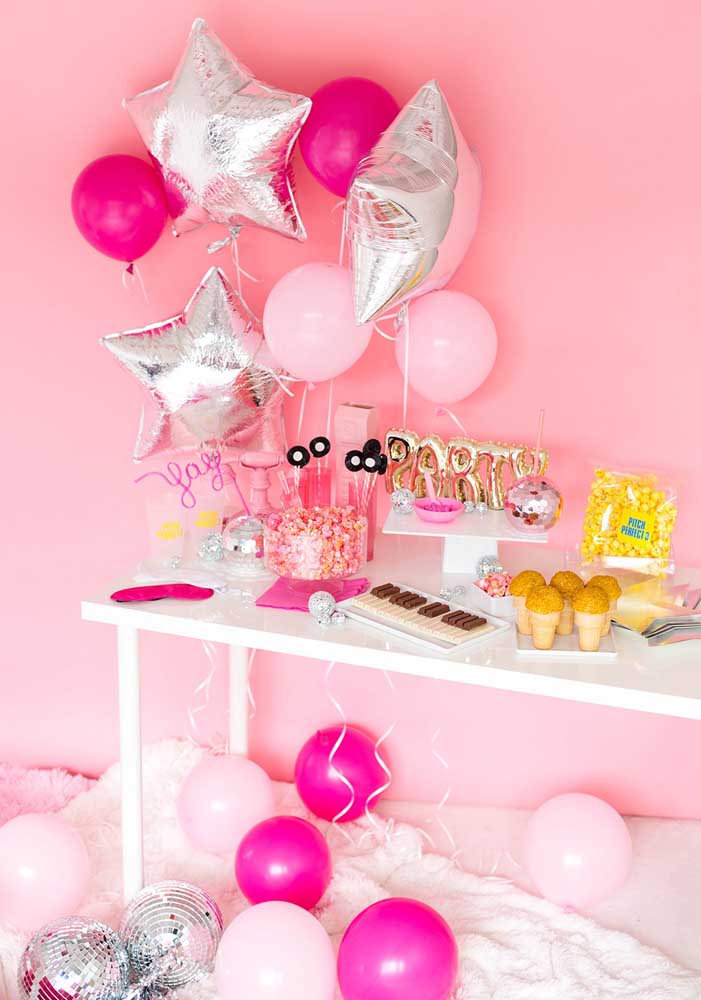 Festa surpresa: 35 ideias e inspirações para você decorar agora