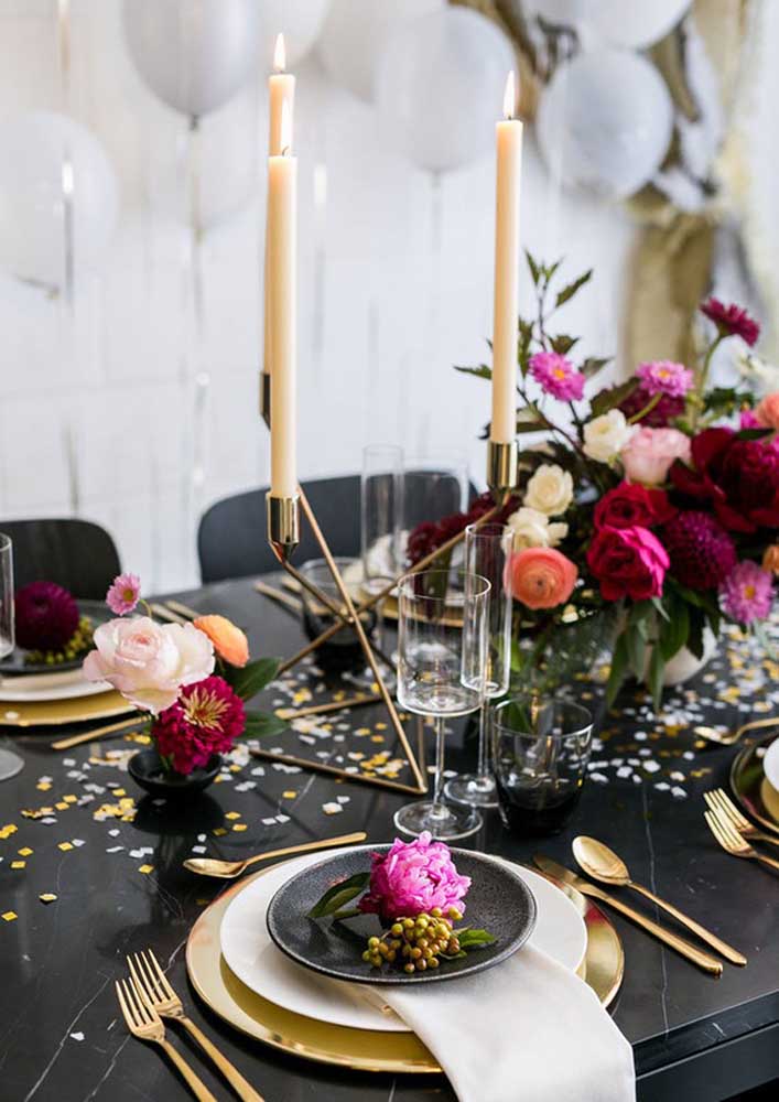 Festa surpresa: 35 ideias e inspirações para você decorar agora