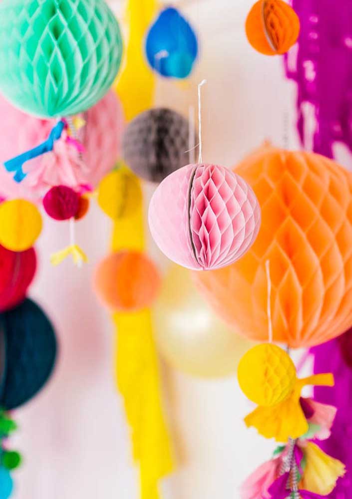 Festa surpresa: 35 ideias e inspirações para você decorar agora