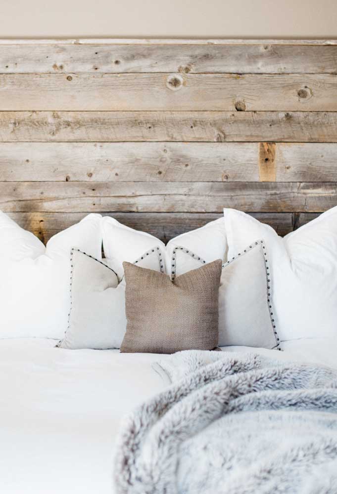 Cabeceira de pallet: como fazer, dicas e 60 fotos inspiradoras