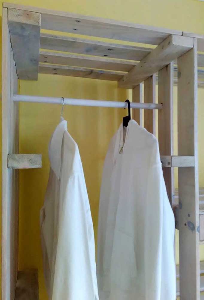 Guarda-roupa de pallet: 60 ideias, dicas e como fazer passo a passo