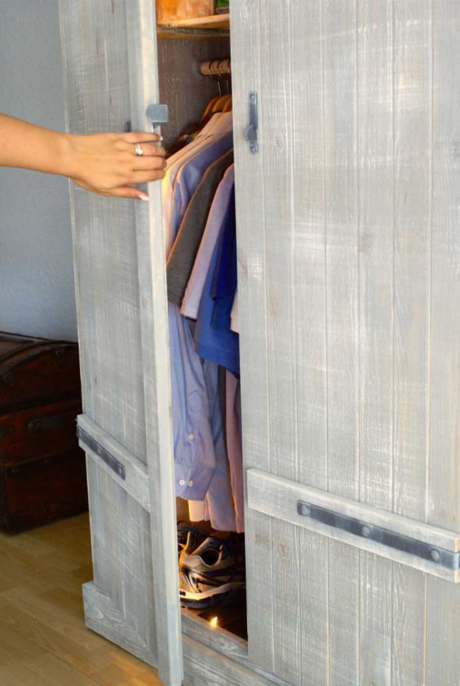 Guarda-roupa de pallet: 60 ideias, dicas e como fazer passo a passo