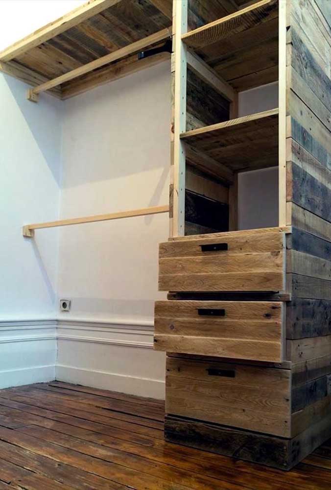 Guarda-roupa de pallet: 60 ideias, dicas e como fazer passo a passo
