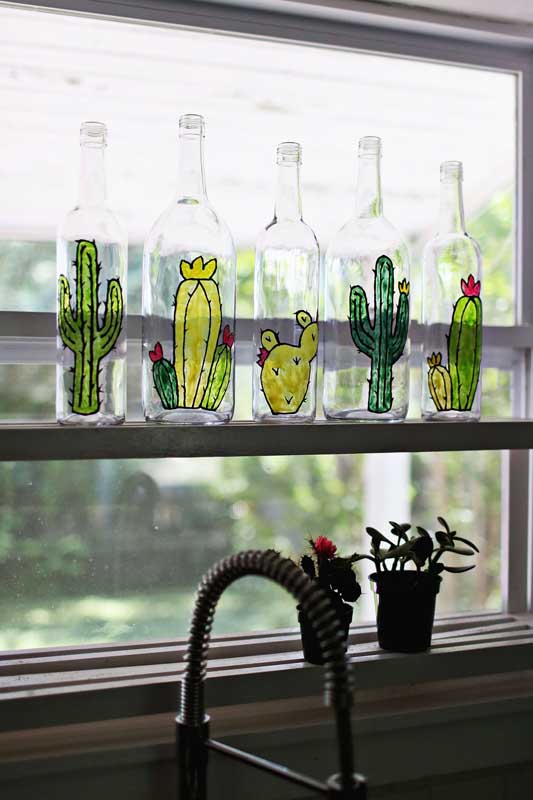 Decoração com garrafas: dicas e ideias para fazer você mesmo