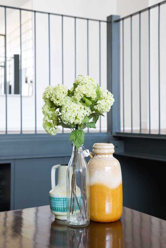 Decoração com garrafas: dicas e ideias para fazer você mesmo