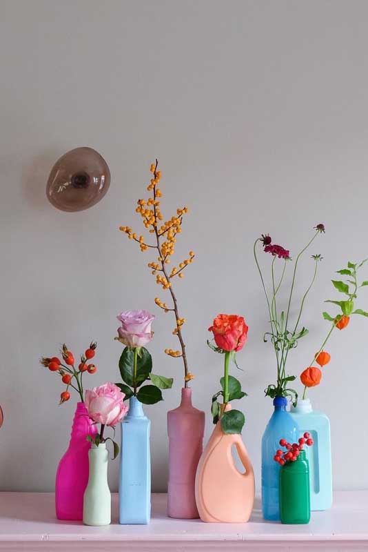 Decoração com garrafas: dicas e ideias para fazer você mesmo