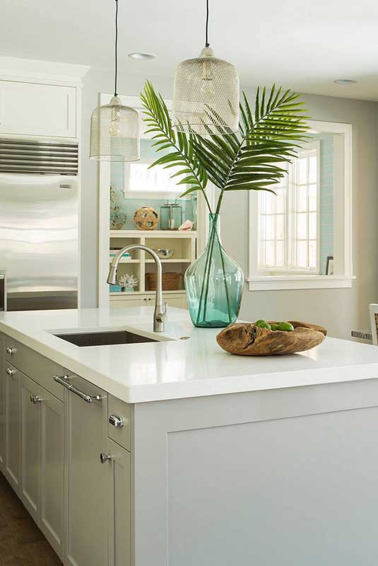 Decoração com garrafas: dicas e ideias para fazer você mesmo