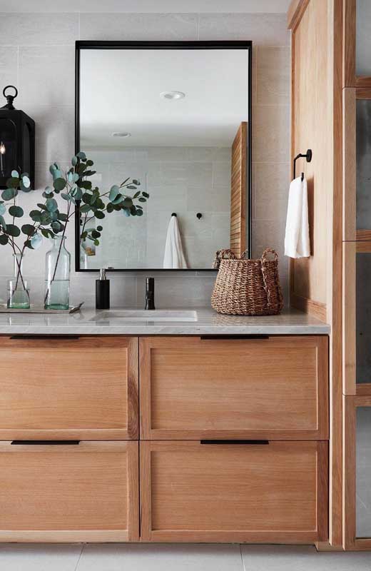 Decoração com garrafas: dicas e ideias para fazer você mesmo