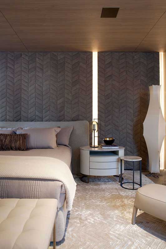Quarto de casal de luxo: 60 fotos incríveis para você começar a decorar
