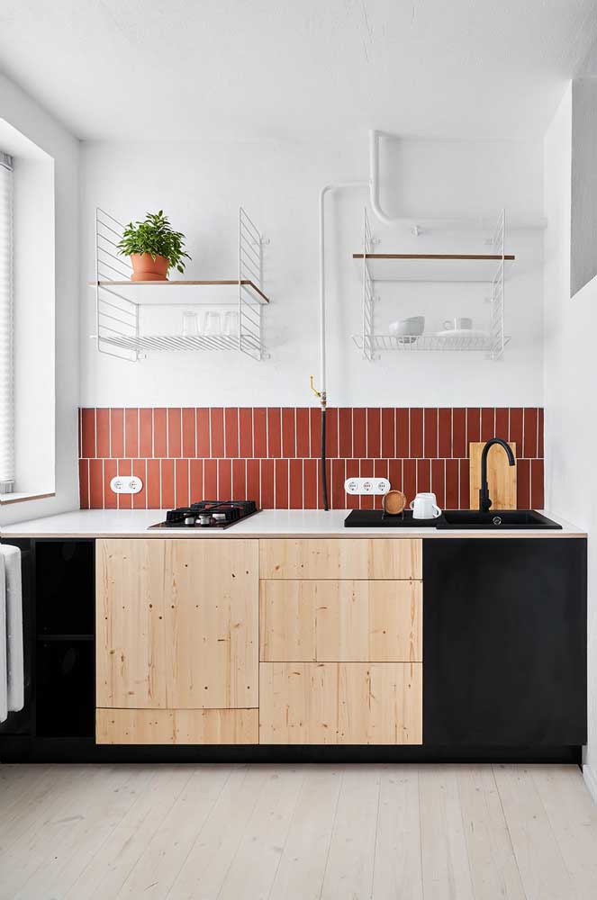 Cozinha planejada apartamento pequeno: veja fotos, dicas e como decorar passo a passo