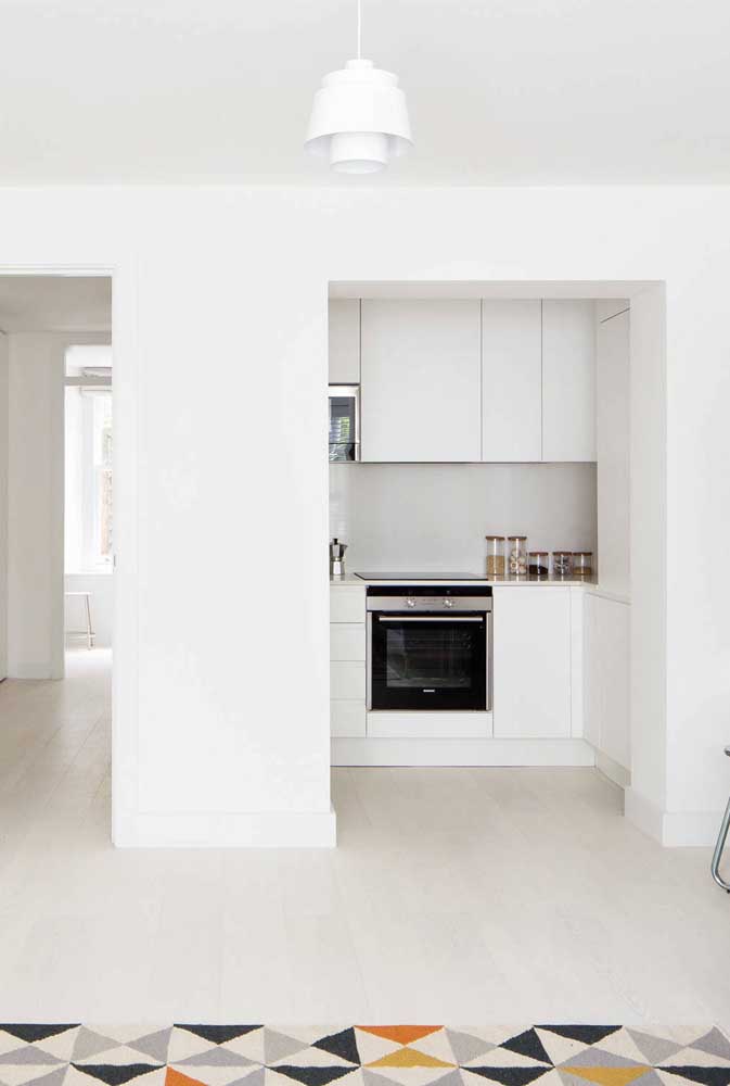 Cozinha planejada apartamento pequeno: veja fotos, dicas e como decorar passo a passo