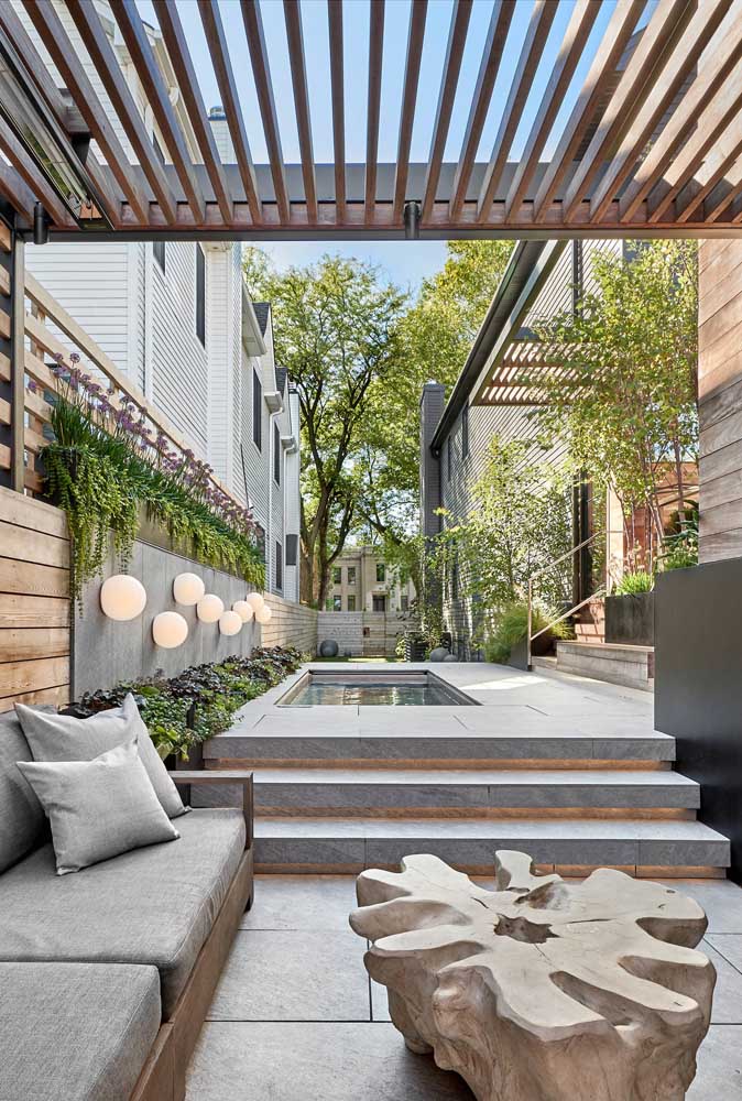 Área de lazer com piscina: dicas para fazer a sua e fotos incríveis de decoração