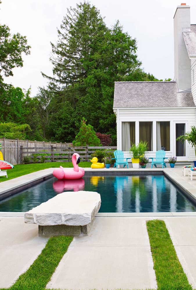 Área de lazer com piscina: dicas para fazer a sua e fotos incríveis de decoração