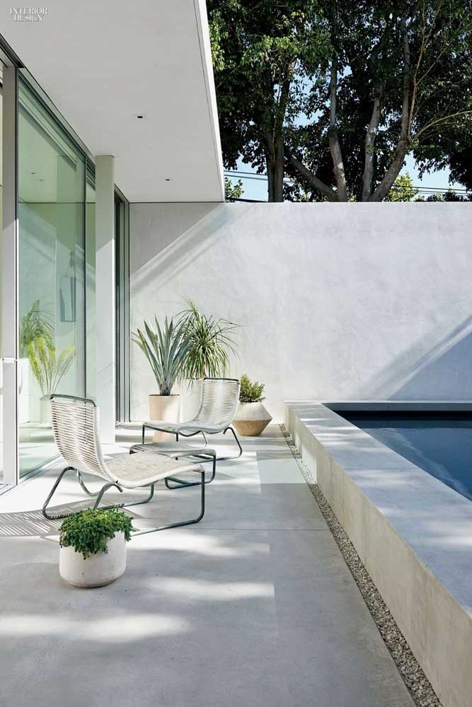 Área de lazer com piscina: dicas para fazer a sua e fotos incríveis de decoração