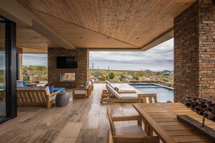 Área de lazer com piscina: dicas para fazer a sua e fotos incríveis de decoração