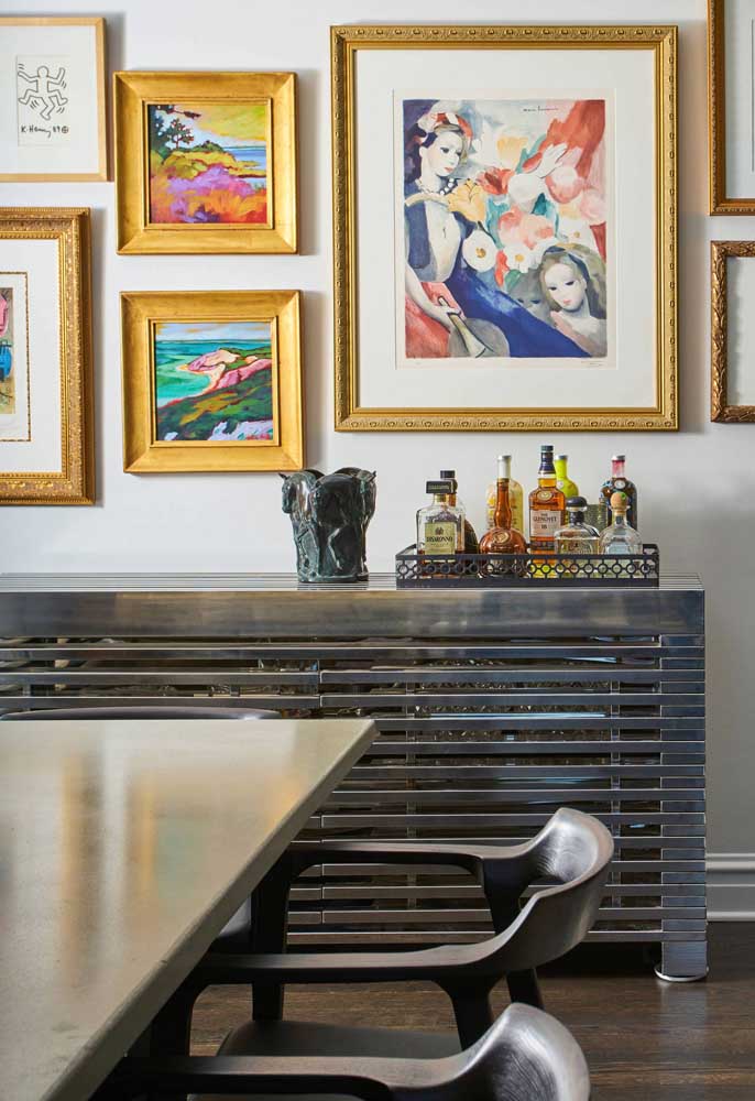 Quadros para sala de jantar: como escolher, dicas e fotos inspiradoras