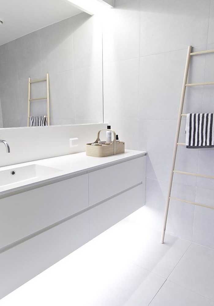 Revestimento branco para banheiro: o preferido! 