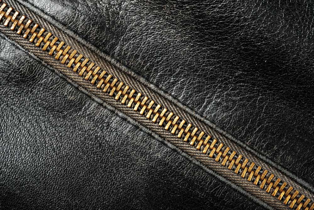 Como limpar jaqueta de couro: veja dicas essenciais e passo a passo