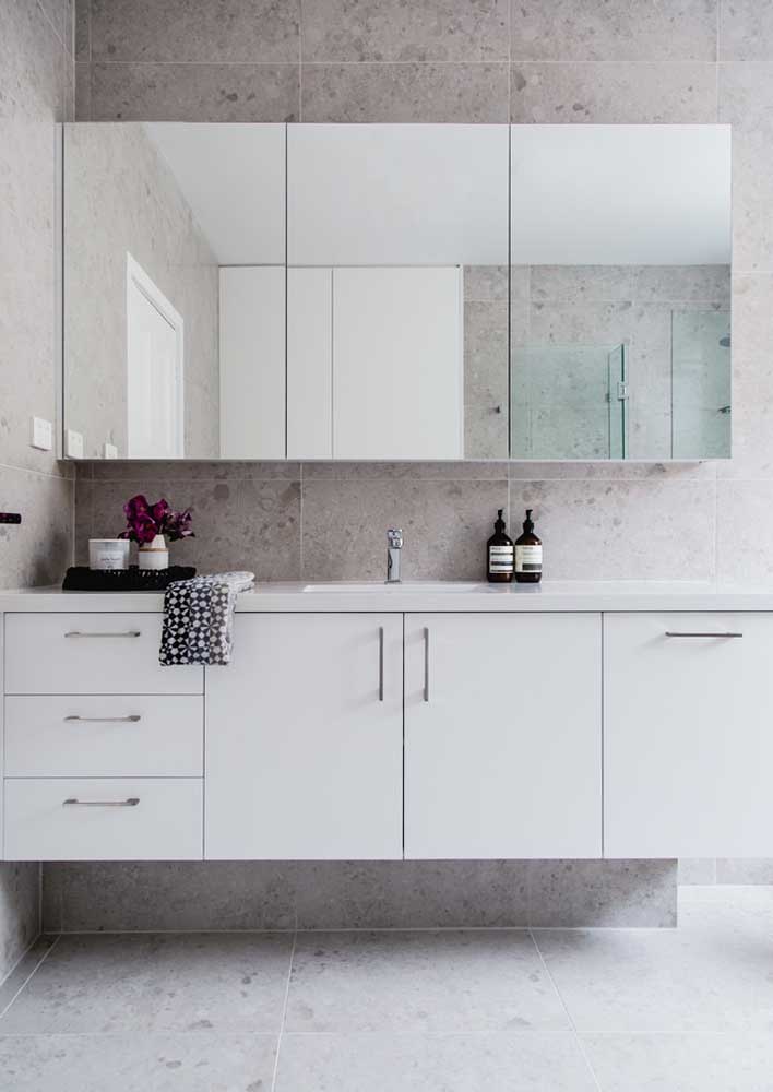 Armário para banheiro: como escolher, dicas e fotos incríveis para se inspirar