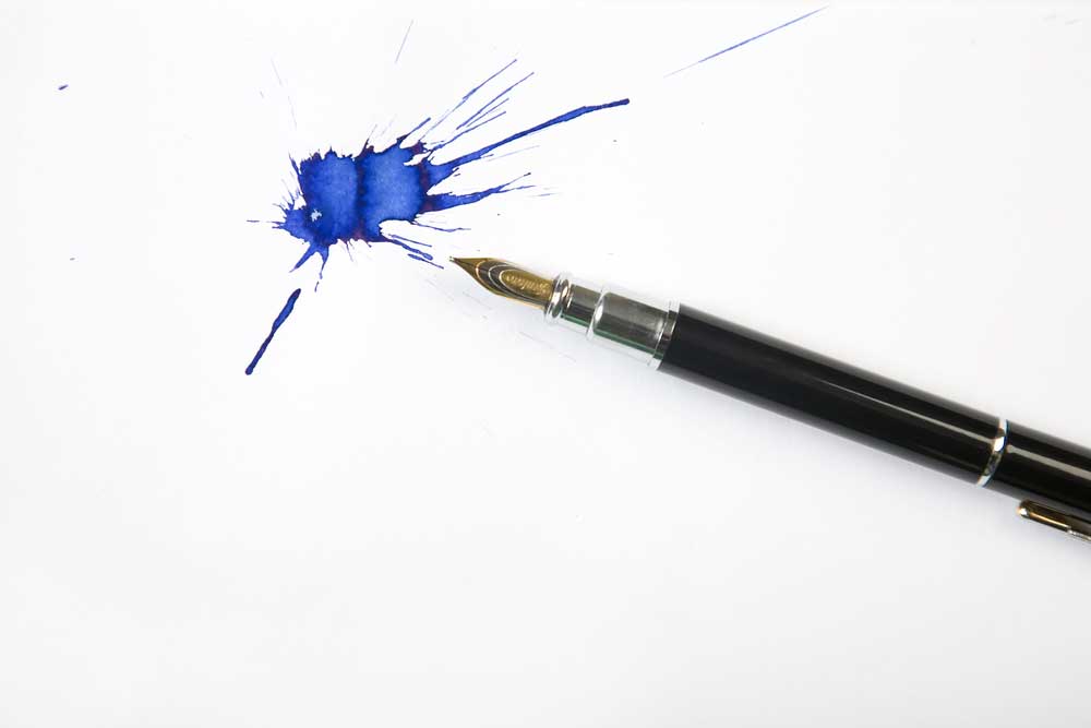 Como tirar mancha de caneta