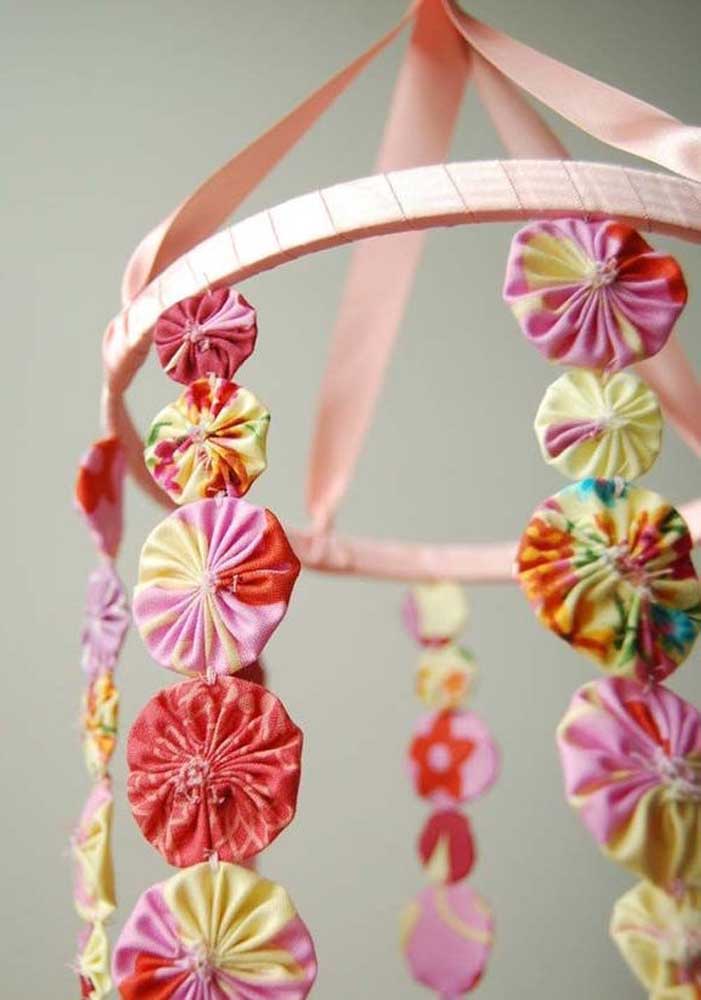 Artesanato com tecido: 9 tutoriais e ideias incríveis para você se inspirar na produção