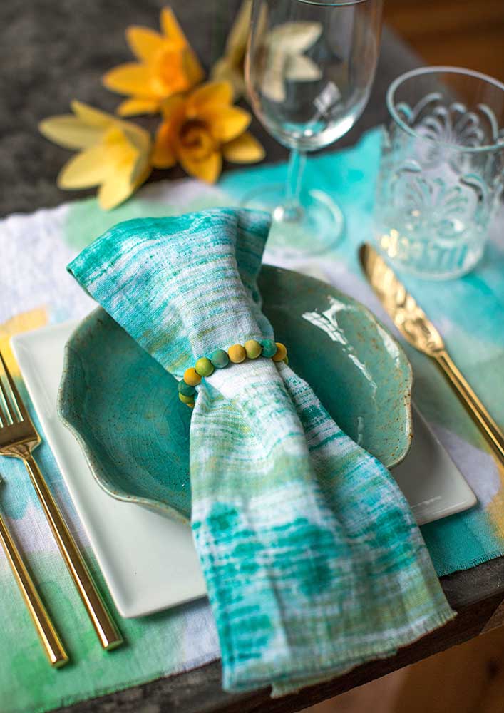 Artesanato com tecido: 9 tutoriais e ideias incríveis para você se inspirar na produção