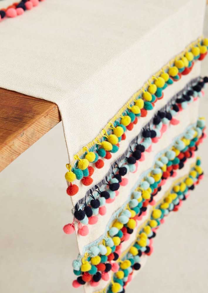 Artesanato com tecido: 9 tutoriais e ideias incríveis para você se inspirar na produção