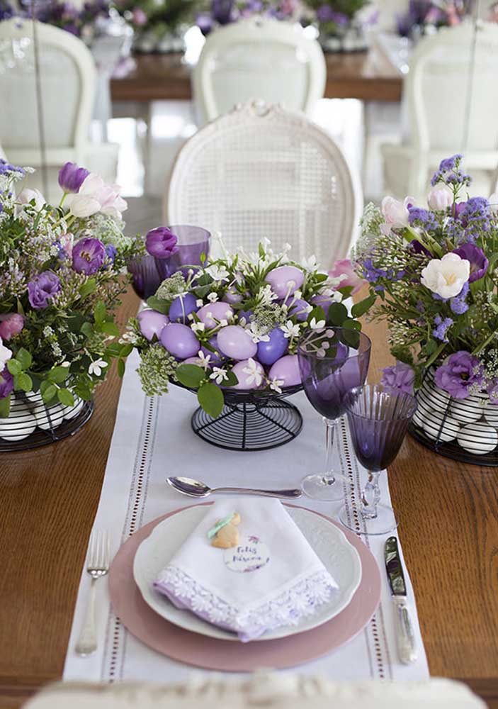 Enfeites de mesa: como acertar na escolha do item e fotos incríveis de decoração