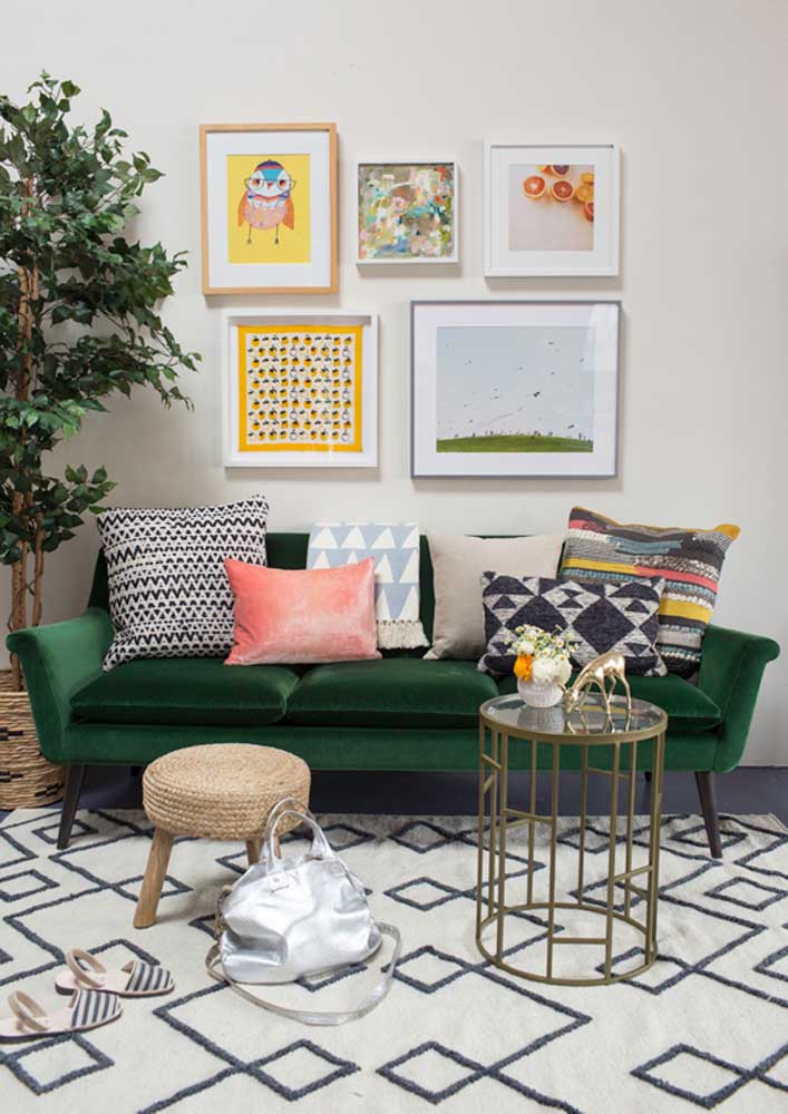 Sofá verde: descubra 40 ideias incríveis e dicas para escolher